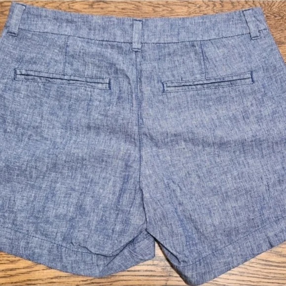 Old Navy Blue Everyday Short Mid-Rise,  Chambray Shorts, NWT,  6 ✔️ - Picture 4 of 11